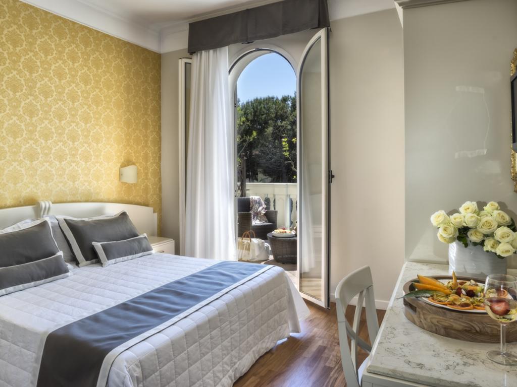 Novecento Suite Hotel Риччоне Екстер'єр фото