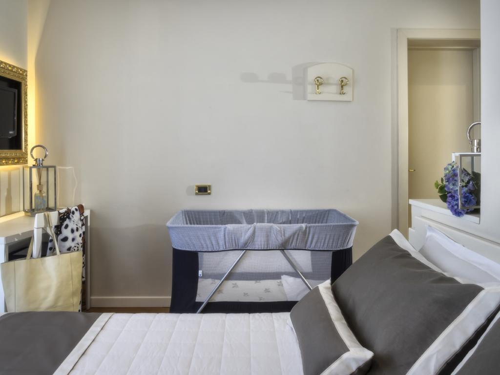 Novecento Suite Hotel Риччоне Екстер'єр фото