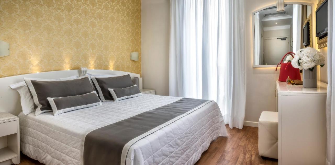 Novecento Suite Hotel Риччоне Екстер'єр фото